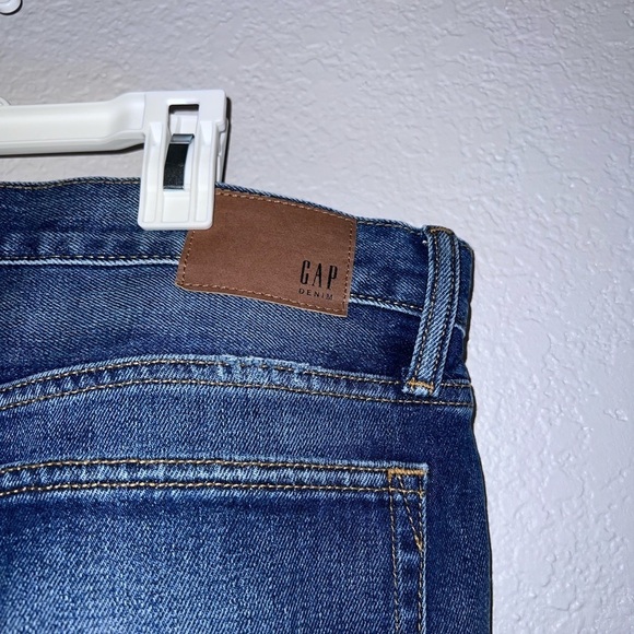 Gap Men Slim Straight Distressed Jeans - Picture 6 of 9